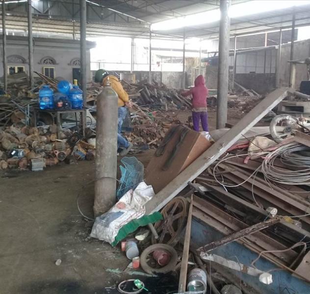 Tin tức Nghệ An: Nguy cơ cháy nổ từ “làng phế liệu”